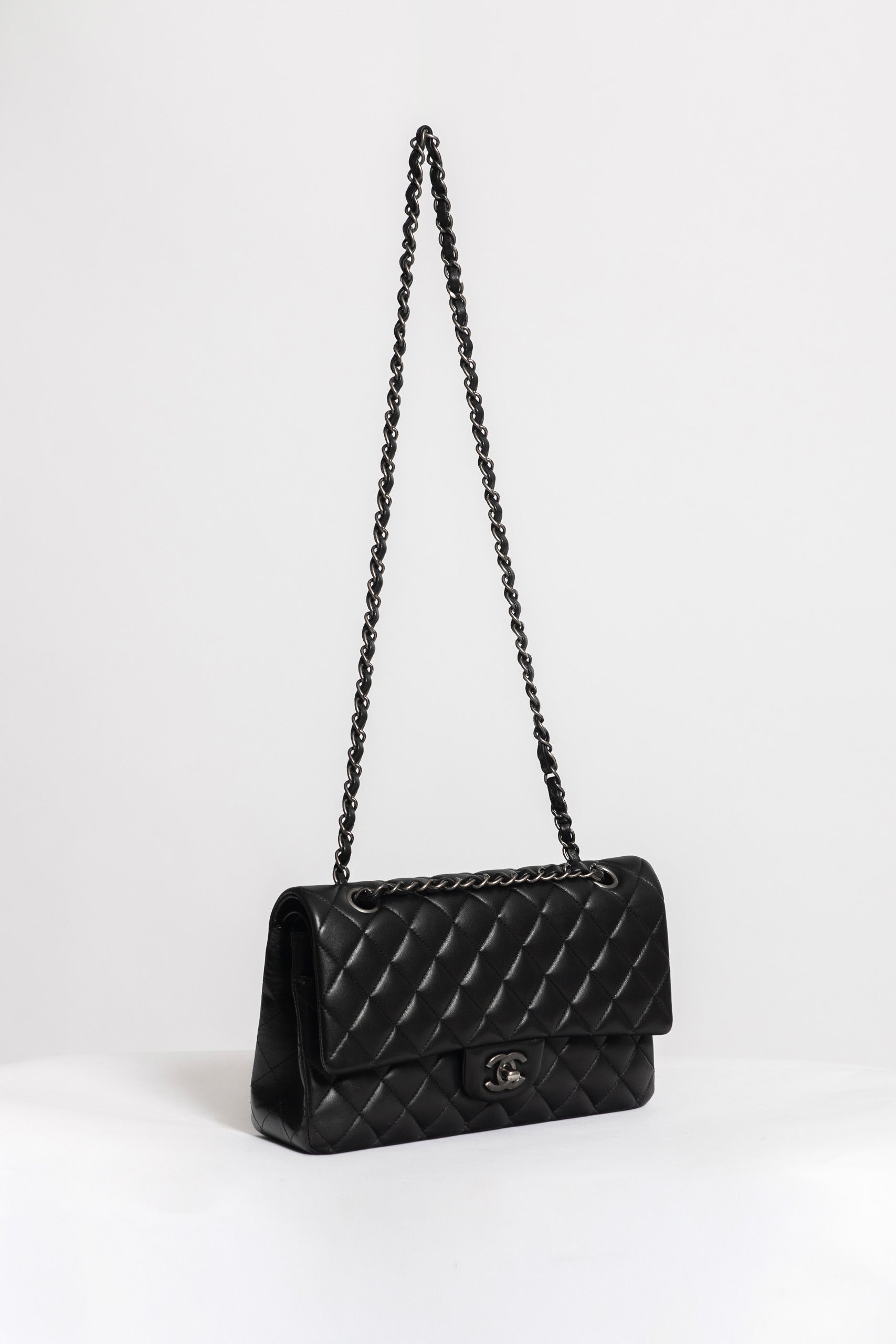 CHANEL 11.12 TOTAL BLACK - foto 2