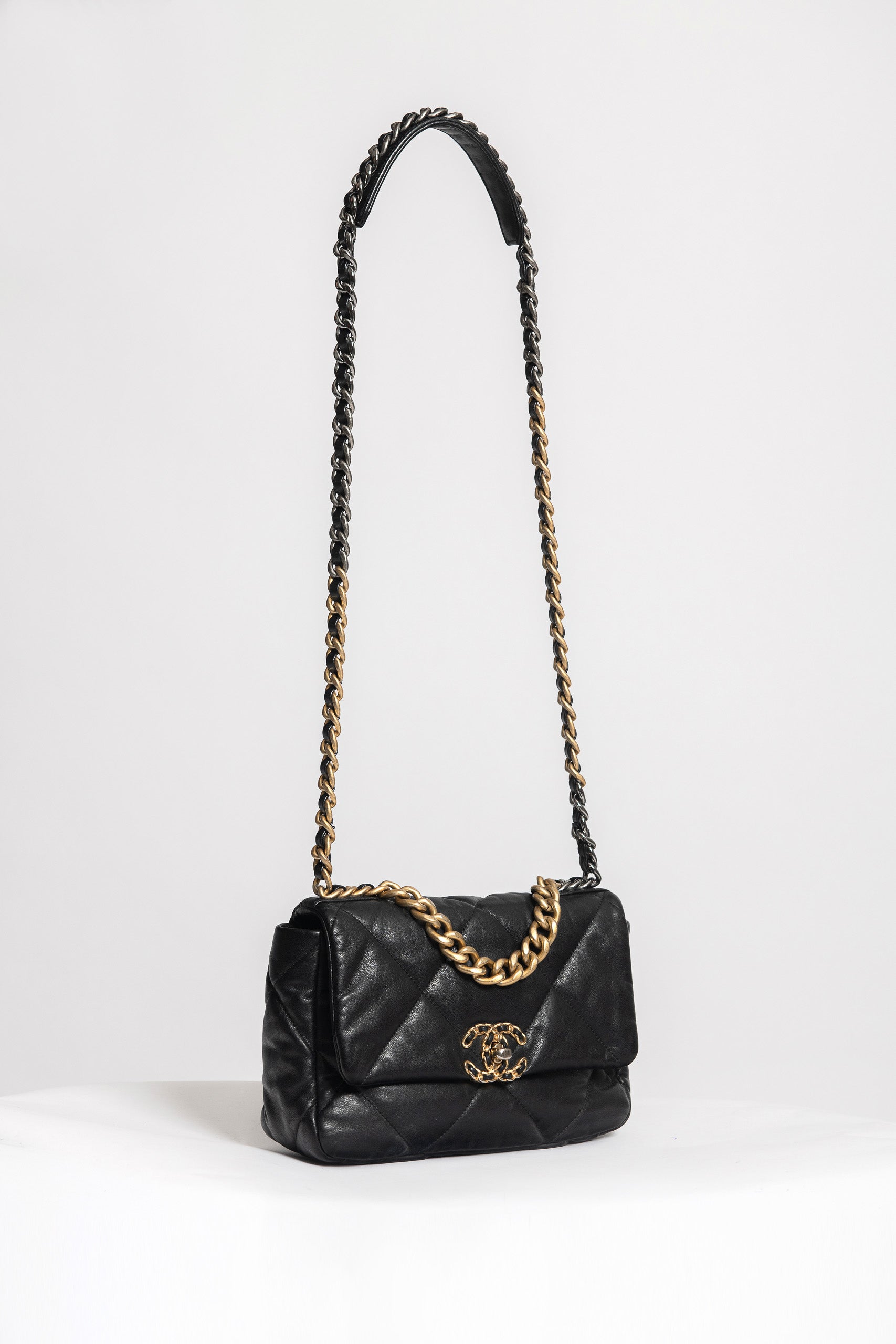 CHANEL 19 NERA - foto 2