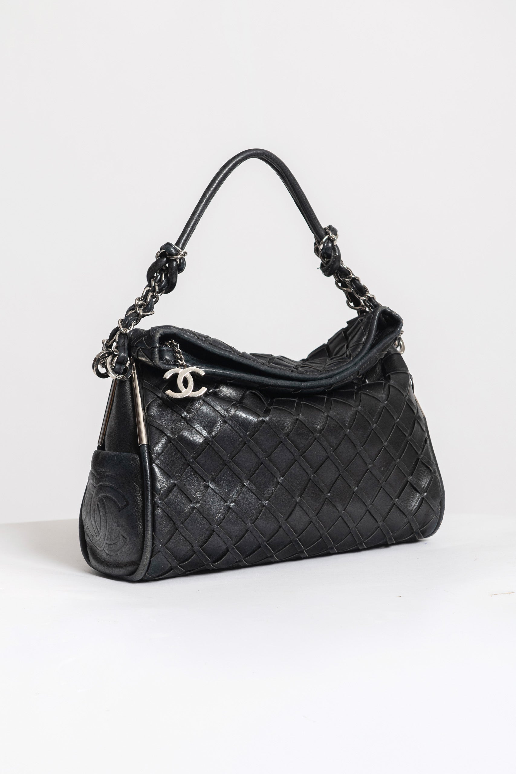 CHANEL SOFT HOBO SOMBRERO