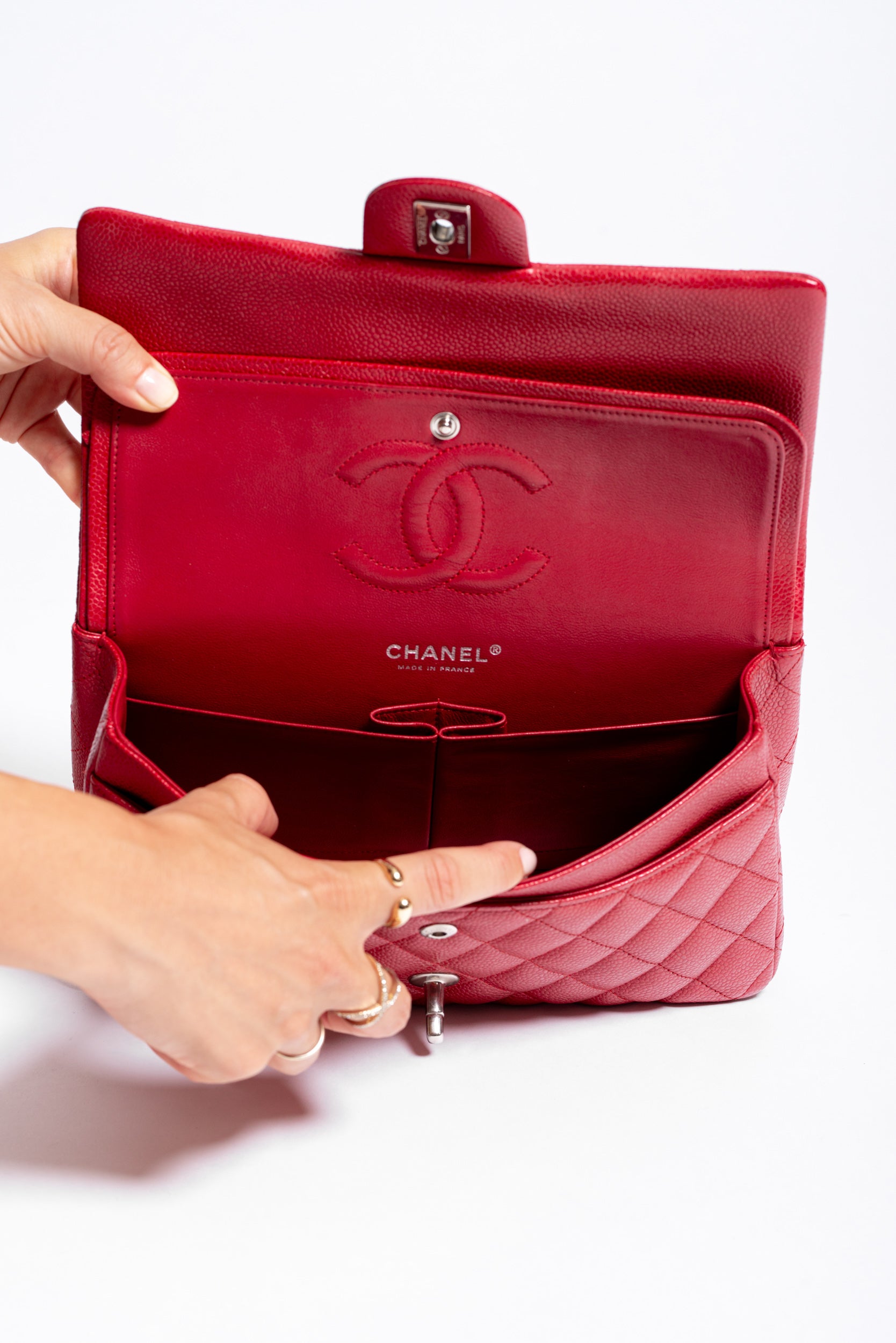 Chanel 11.12 Caviar Fragola
