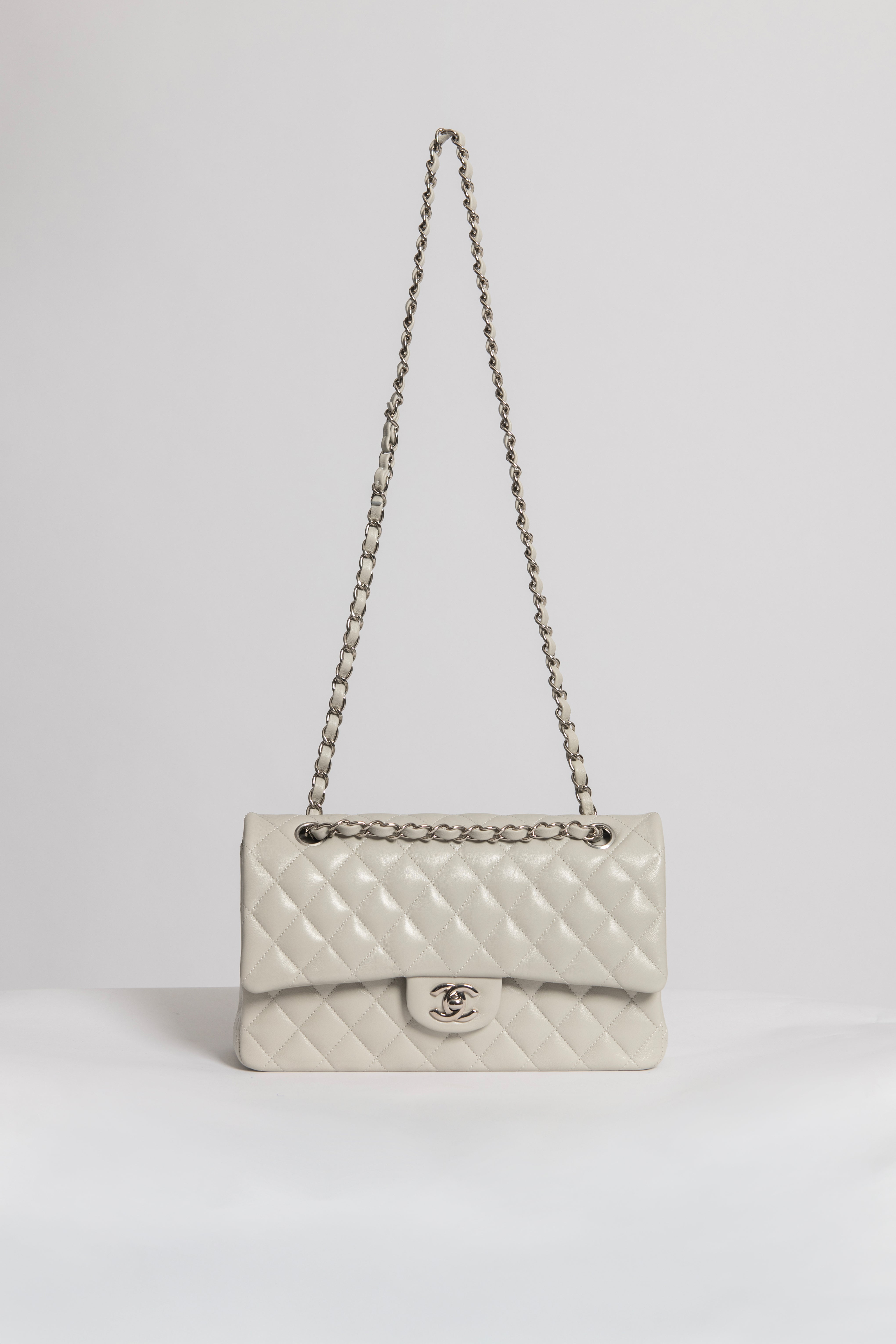 CHANEL 11.12 GRIGIO