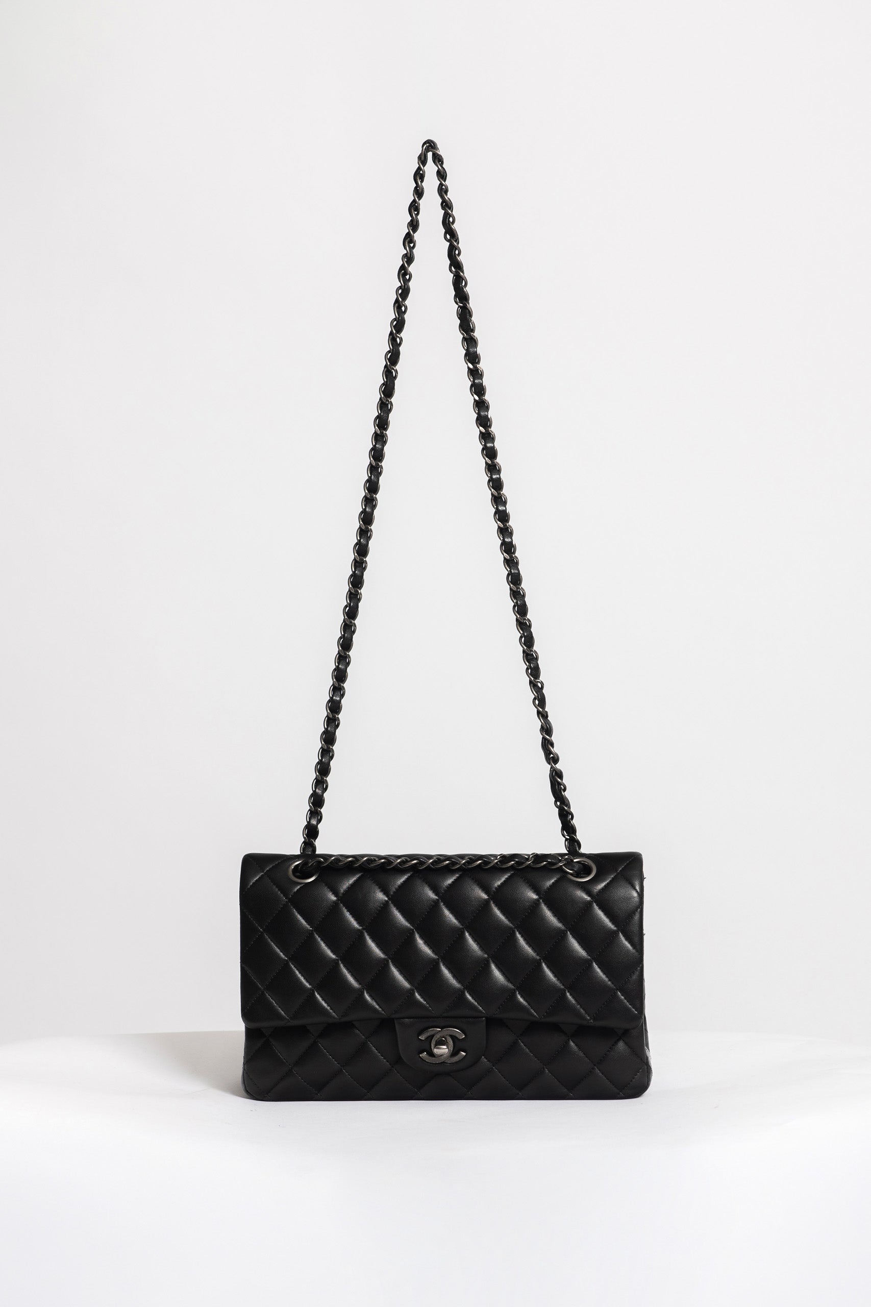CHANEL 11.12 TOTAL BLACK