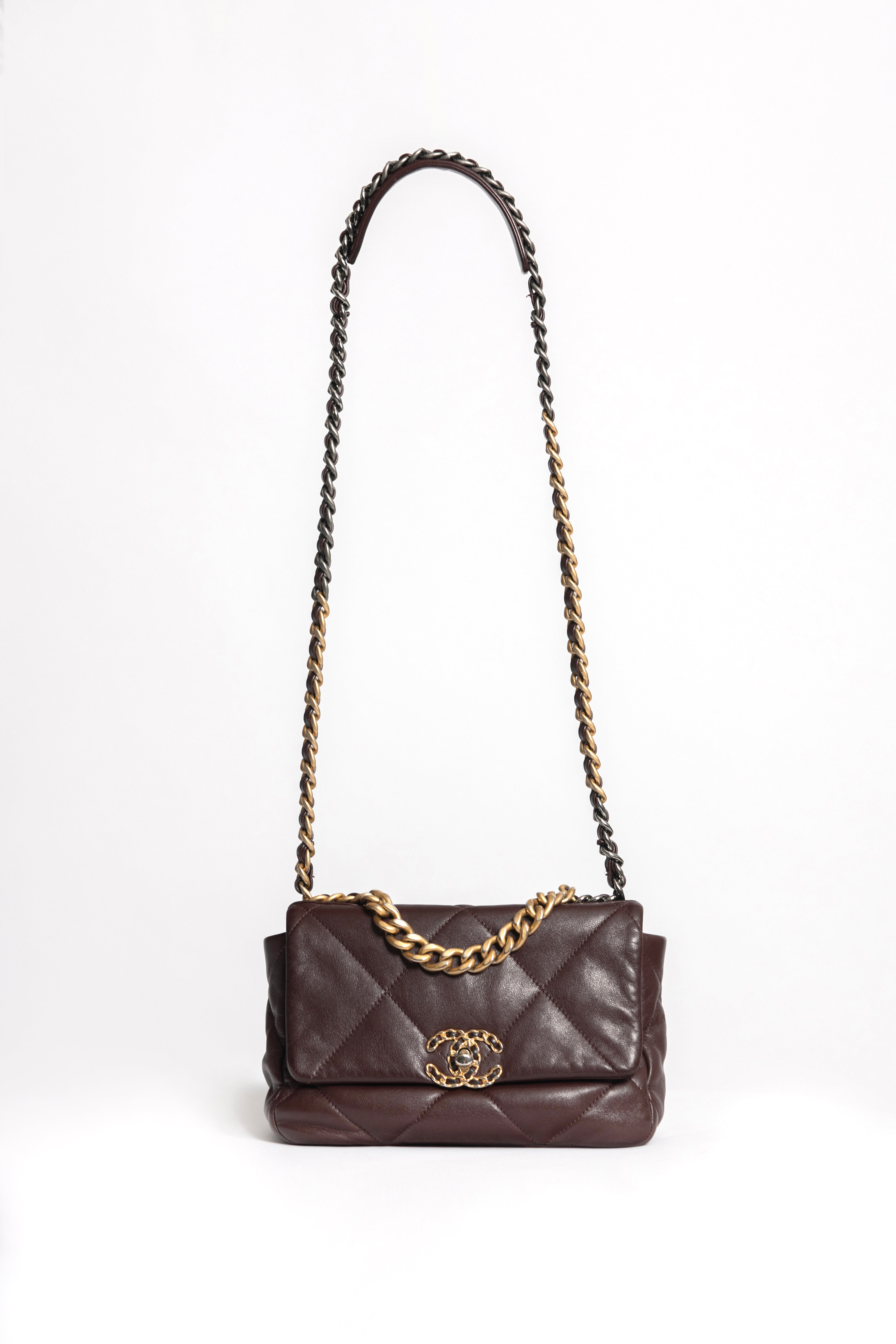 CHANEL 19 CHOCOLATE