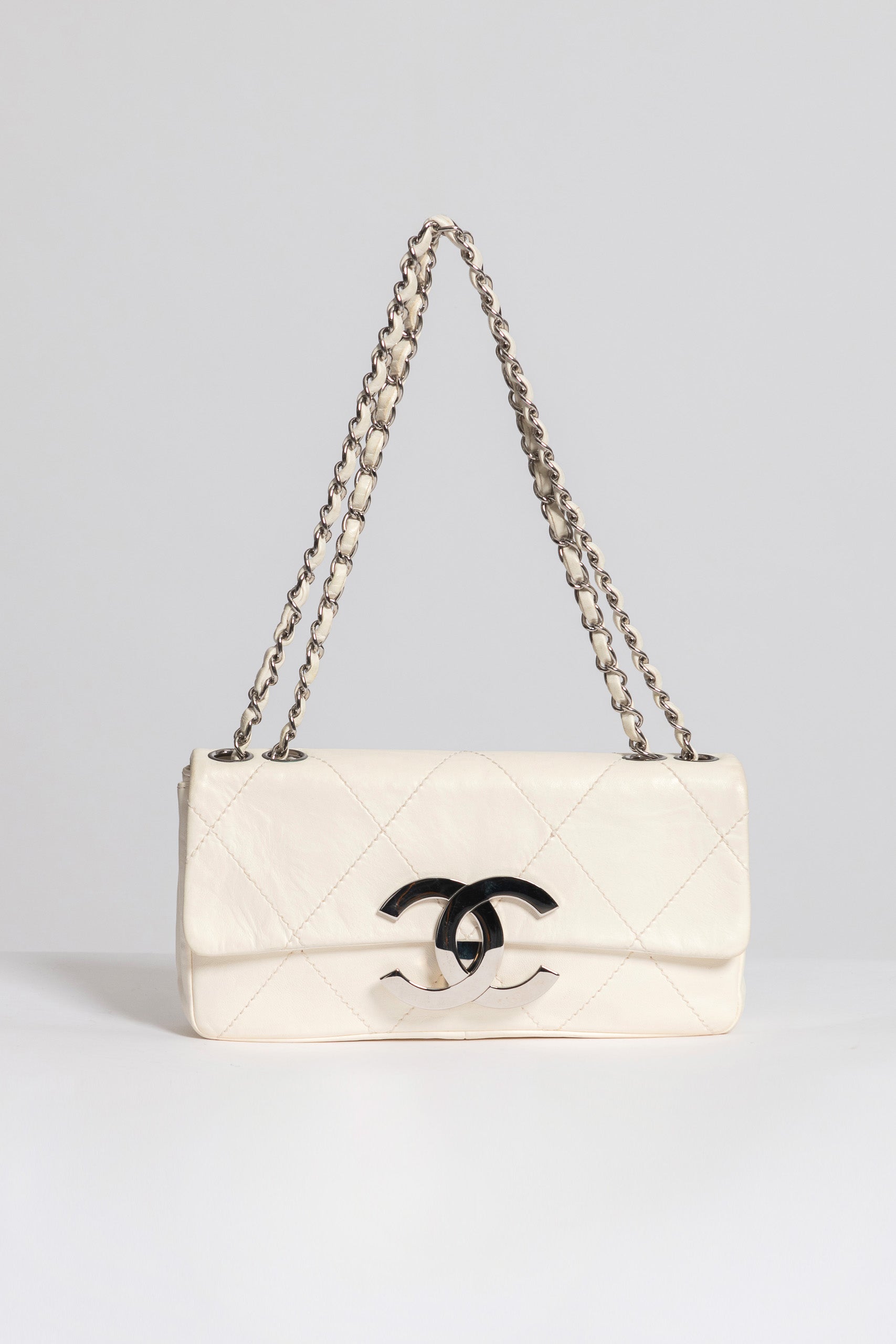 CHANEL BAGUETTE