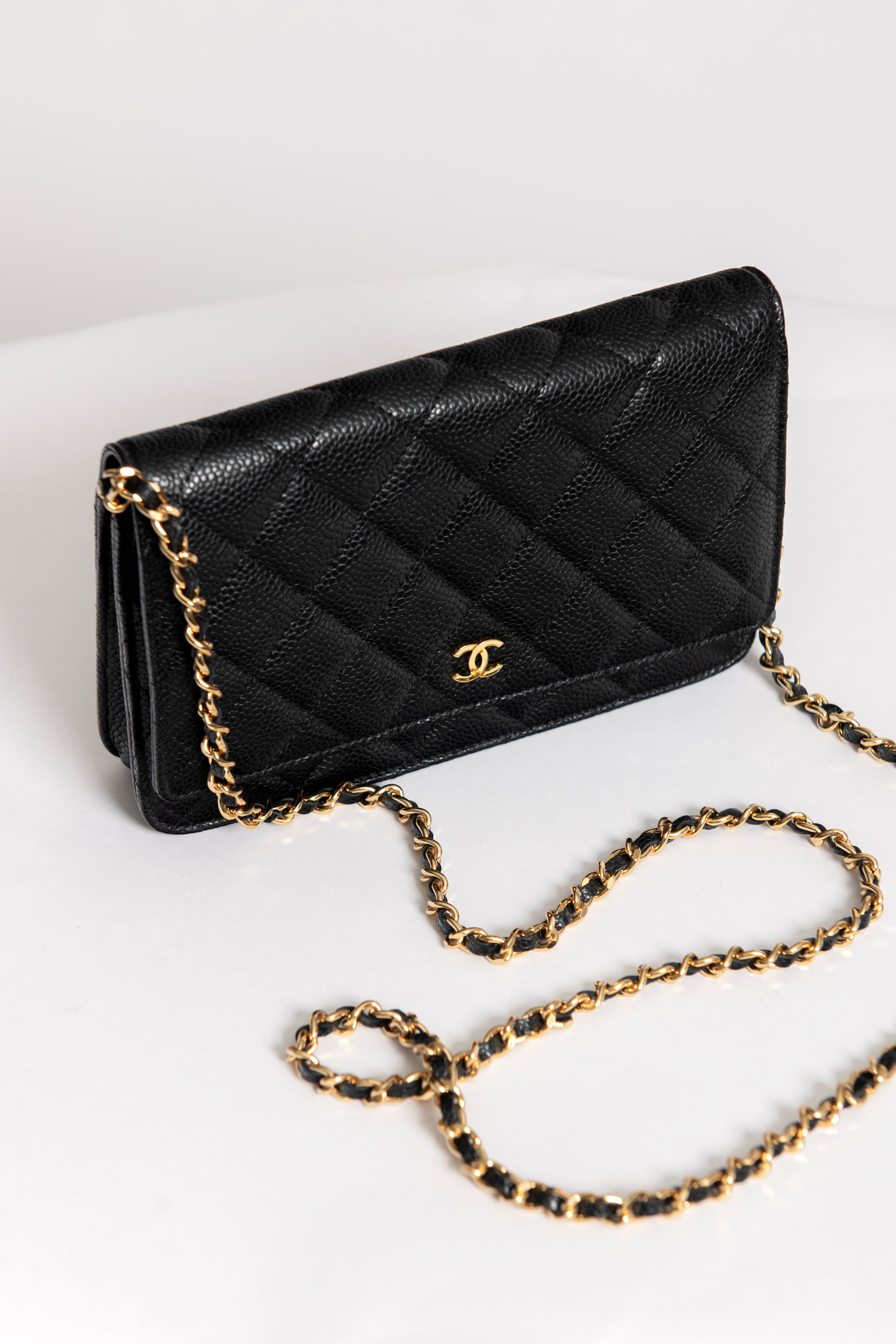 CHANEL WOC CAVIAR NERO ORO - foto 2
